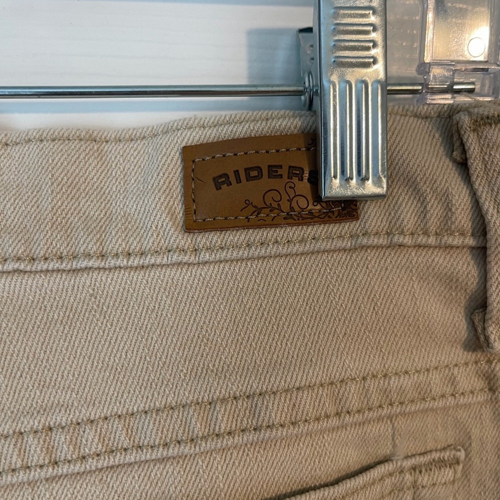 Khakis - Picture 3 of 5